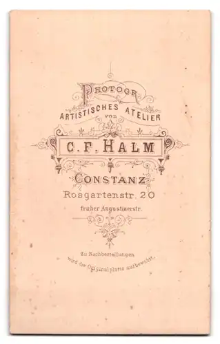 Fotografie C. F. Halm, Konstanz, Rosgartenstr. 20, Junger Mann im Anzug mit dunklen Haaren