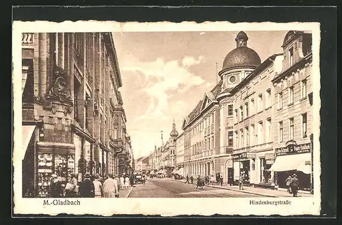 AK Mönchengladbach, Hindenburgstrasse im Sonnenschein