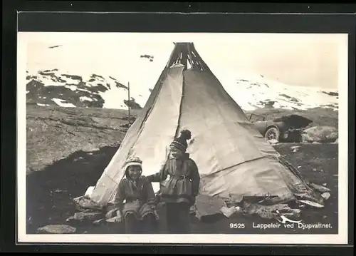 AK Lappeleir ved Djupvattnet, Kinder in norwegischer Tracht
