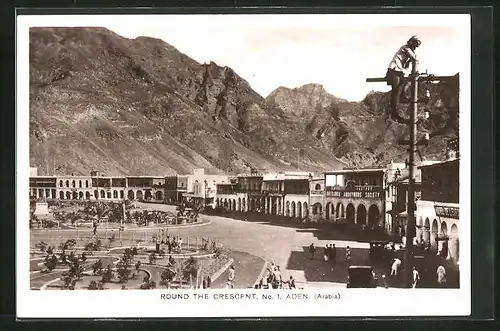 AK Aden, Round the Crescent