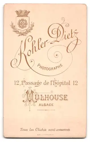 Fotografie Kohler-Dietz, Mulhouse, 12 Passage de l'Hopital, Baby auf Sessel sitzend