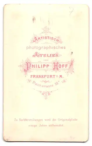 Fotografie Philipp Hoff, Frankfurt / Main, Bleichstrasse 38a, Portrait Edeldame mit Haarschmuck