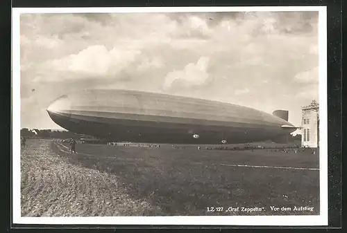 AK Luftschiff LZ 127 Graf Zeppelin vor dem Aufstieg