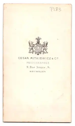 Fotografie Cesar Mitkiewicz & Co., Bruxelles, 9 Rue Neuve, älterer Mann mit Victor-Emanuel Bart