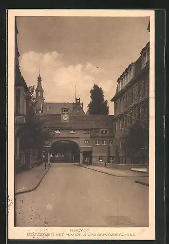 AK Rheydt, Peltzerstrasse mit Handels und Gewerbeschule