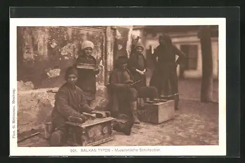 AK Balkan Typen, Mazedonischer Schuhputzer