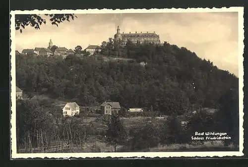 AK Bad Wildungen, Schloss Friedrichsstein auf dem Berg