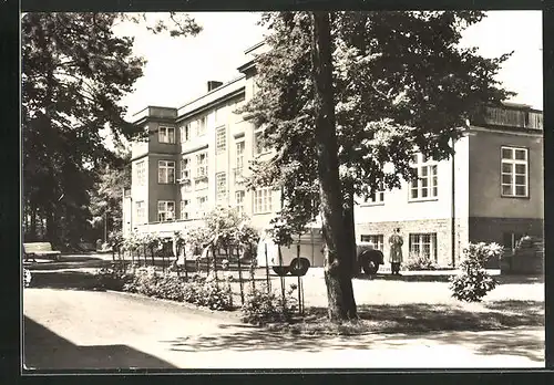 AK Mahlow b. Berlin, Krankenhaus im Sonnenschein