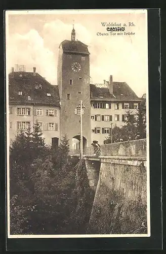 AK Waldshut a. Rh., Oberes Tor mit Brücke