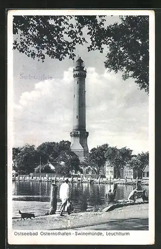 AK Swinemünde, Osternothafen, Blick vom Ufer auf den Leuchtturm