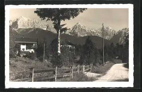 AK Krün, Hochstrasse mit Karwendel