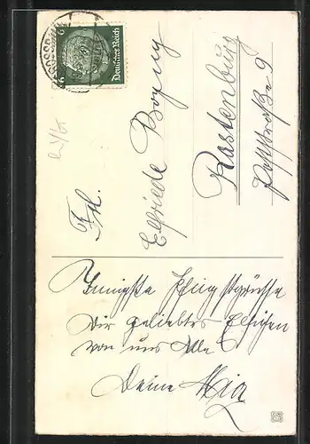 AK krabbelnde Maikäfer auf einem Blätterzweig, Marienkäfer