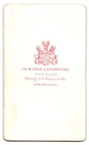 Fotografie Ch. Winter, & Schweitzer, Strasbourg, Passage de la Pomme de Piu, Portrait Kleinkind im weissen Kleid