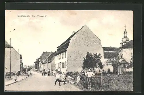 AK Saarunion /Els., Strassenpartie in Neustadt