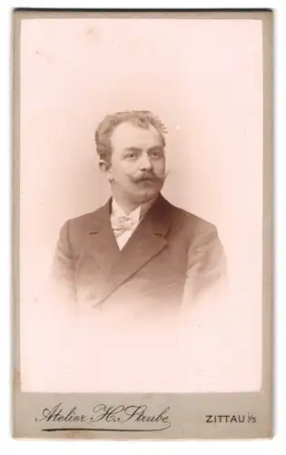 Fotografie H. Strube, Zittau i. S., Lessingstr. 14, Portrait Herr mit Schnauzbart