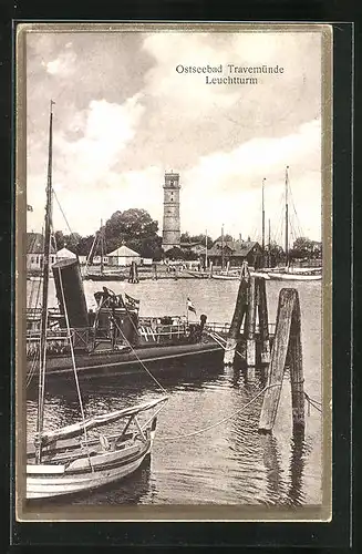 AK Travemünde, Leuchtturm mit Booten