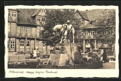AK Wolfenbüttel, Herzog August-Denkmal