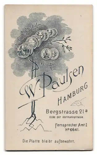 Fotografie W. Paulsen, Hamburg, Bergstrasse 21 a, Portrait junger Herr im Anzug mit Krawatte