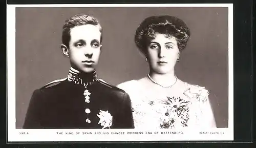 AK The King of Spain and his Fiancée Princess Ena of Batttenberg