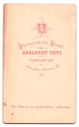 Fotografie Adalbert Uetz, Carlsruhe, Amalienstr. 28, eingeschnapptes Mädchen mit langem Haar