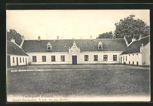 AK Tvedegaard, Gutshaus mit Nebenbauten