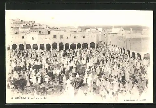 AK Ghardaia, Le marché