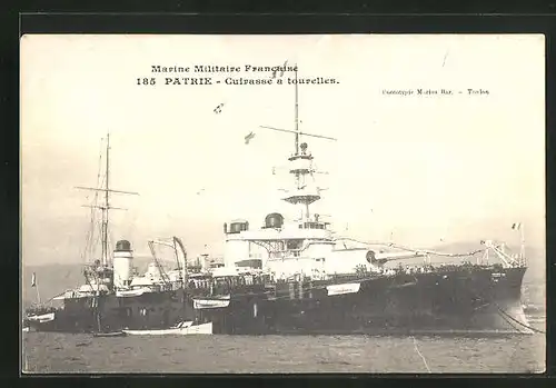 AK Kriegsschiff Patrie vor der Küste