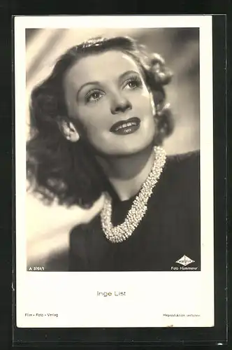 AK Schauspielerin Inge List mit toller Halskette nach oben blickend