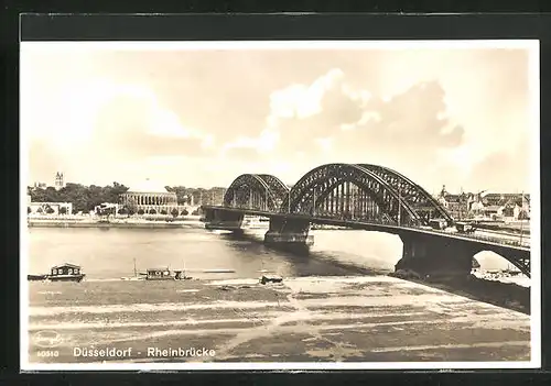 AK Düsseldorf, Teilansicht mit Rheinbrücke