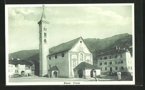 AK Ziano, Piazza e Chiesa