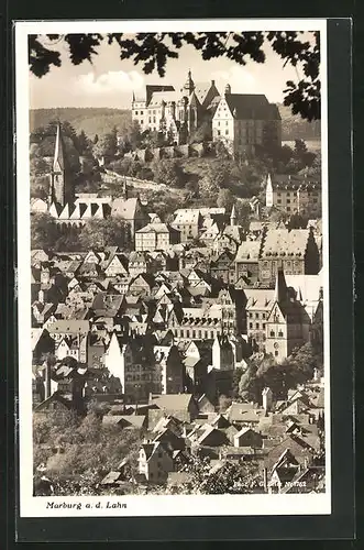 AK Marburg a.d.Lahn, Stadttotale, Blick zum Schloss