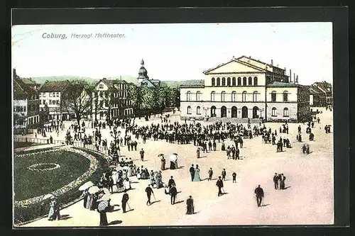 AK Coburg, Passantren vor dem herzoglichen Hoftheater