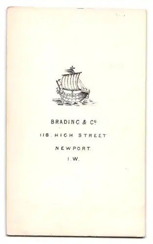 Fotografie Brading & Co., Newport, 118 High Street, Portrait betagter Herr mit weissem Haar und Bart