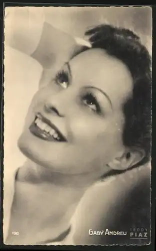 AK Schauspielerin Gaby Andreu mit lächelndem Gesicht
