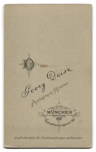 Fotografie Georg Deisz, München, Portrait Mädchen im weissen Kleid mit Kerze und Bibel, Kommunion