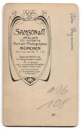 Fotografie Samson und Co, München, Neuhauserstrasse 7, junge Konformantin mit Kerze und Bibel