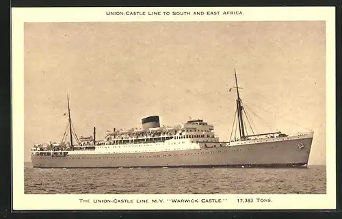 AK Passagierschiff M. V. Warwick Castle in Fahrt
