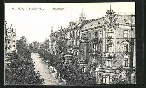 AK Hamburg-Harvestehude, Hauptstrasse mit Bäumen