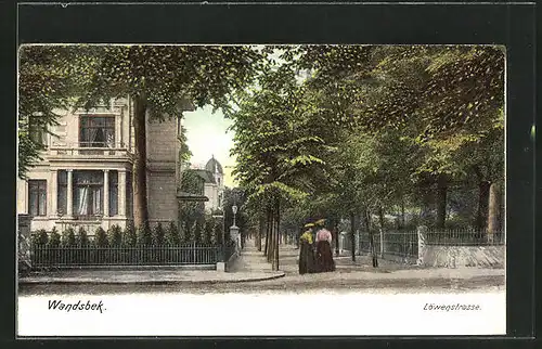 AK Hamburg-Wandsbek, Löwenstrasse, Passantinnen
