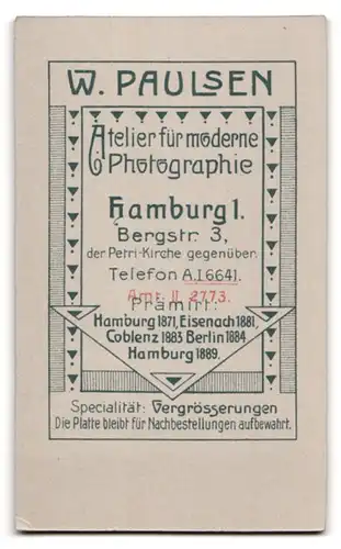 Fotografie W. Paulsen, Hamburg, Bergstr. 3, Portrait Herr mit Schnauzbart und Glatze im Anzug