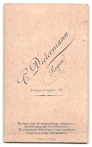 Fotografie C. Dietermann, Siegen, Siegbergstr. 1a, Portrait hübsche junge Dame mit Dutt im weissen Kleid