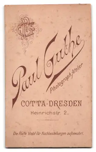 Fotografie Paul Guthe, Dresden-Cotta, Heinrichstrasse 2, Portrait eleganter Herr mit Oberlippenbart