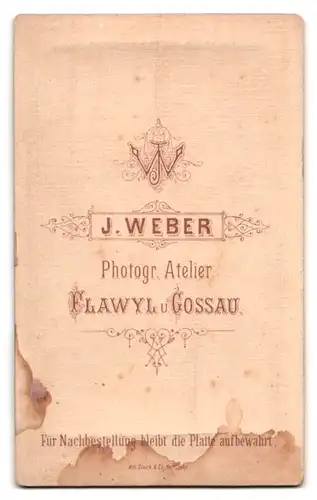 Fotografie J. Weber, Flawyl, Portrait Dame im Kleid mit Mantel und Mittelscheitel