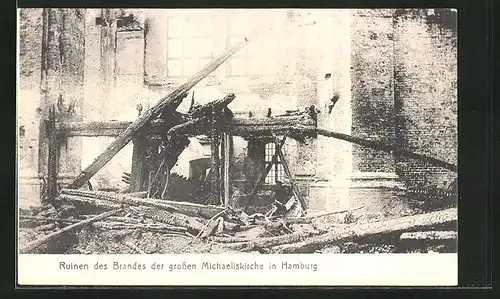 AK Hamburg-Neustadt, Ruinen des Brandes der grossen Michaeliskirche 1906