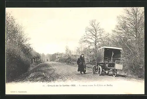 AK Circuit de la Sarthe 1906, La route entre St-Calais et Berfay, Autorennen