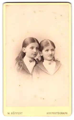 Fotografie W. Höffert, Berlin, Leipziger Platz 12, zwei Schwestern im Portrait