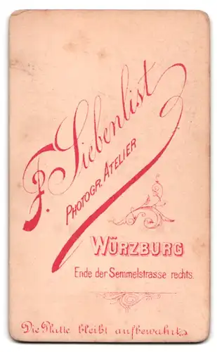 Fotografie F. Siebenlist, Würzburg, Portrait kleines Mädchen im modischen Kleid