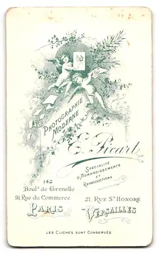 Fotografie E. Picart, Versailles, 21 Rue St. Honore, Mädchen im weissen Kleid