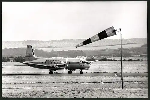 Fotografie Flugzeug der Coach Air Skyways, Kennung G-ARMX, Grossformat 29 x 19cm