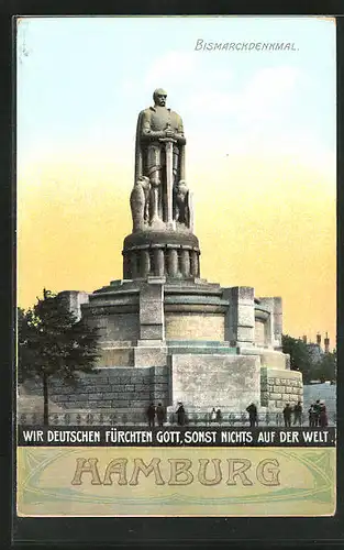AK Hamburg-St. Pauli, Besucher vor dem Bismarckdenkmal